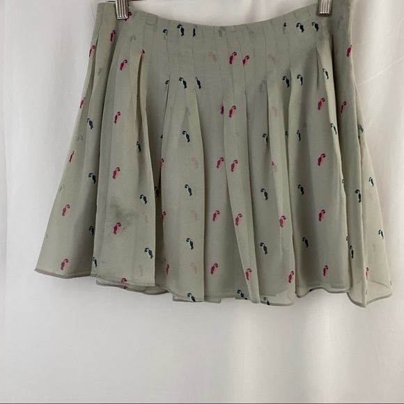 BCBGeneration Gray Skirt Pink & Green Parrot Print - Picture 1 of 8